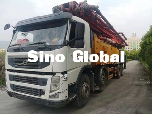 Truk Pompa Beton Bekas Merah Dengan Volve Chassis 56m / 6 Bagian