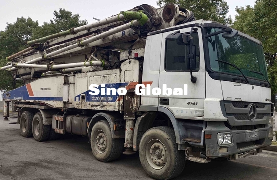 Model Zoomlion Bekas 2013 Truk Pompa Beton 56m Dengan Sasis Mercedes Benz