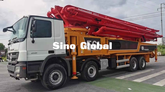Truk diesel Digunakan Pompa Beton Putzmeister M56-5 148M³/H dengan 5 bagian