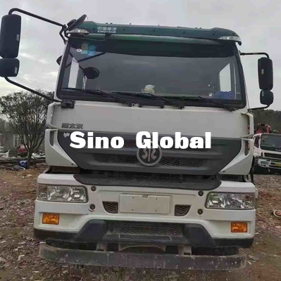 Truk Pompa Beton Zoomlion Bekas 37M Dengan Tinggi Makan Sinotruk Chassis 1370mm