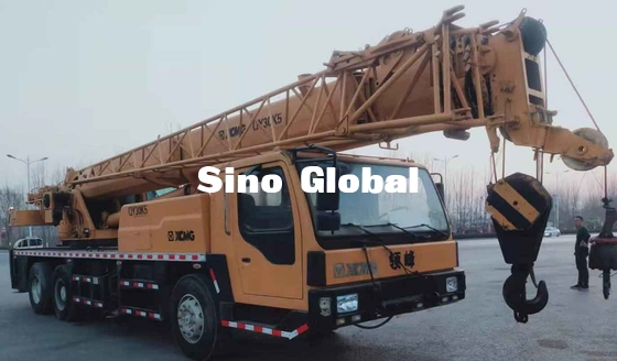 XCMG QY30K5 Digunakan Truck Crane 48m Mengangkat Tinggi 30T Kapasitas