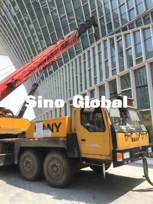50 Ton Sany Digunakan Truck Crane 58.5mm Mengangkat Tinggi Untuk Konstruksi