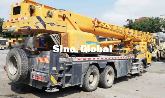 Derek tangan ke-2 XCMG 25 Ton, derek yang dipasang di truk bekas, Diameter Putar 21m