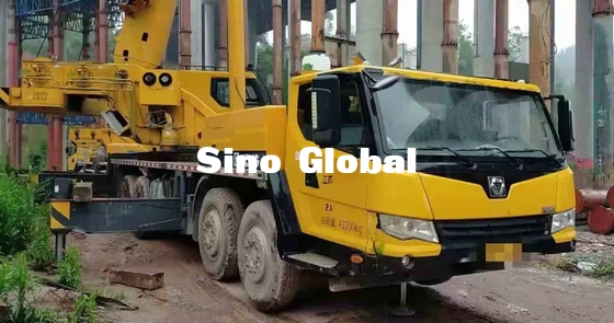50 Ton Bekas Truck Crane XCMG QY50KA 40L Konsumsi Minyak Per 100km